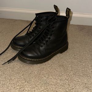 KIDS DOC MARTENS